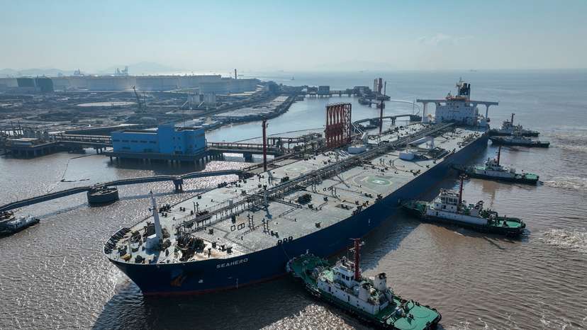 Crude oil tanker in Zhoushan