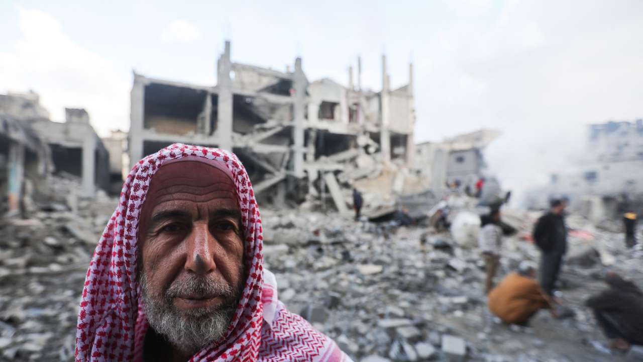 Aftermath of Israeli strikes on houses in Khan Younis