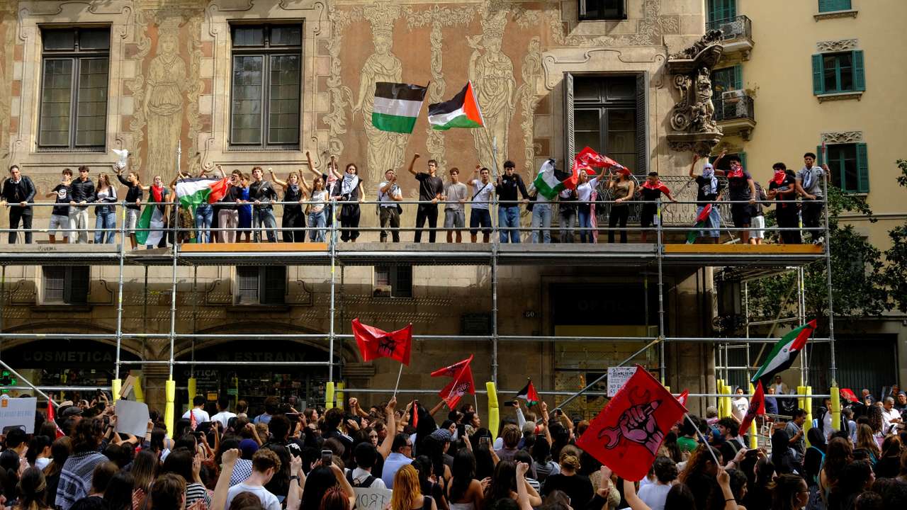 Students protest in support of Gaza aid flotilla in Barcelona
