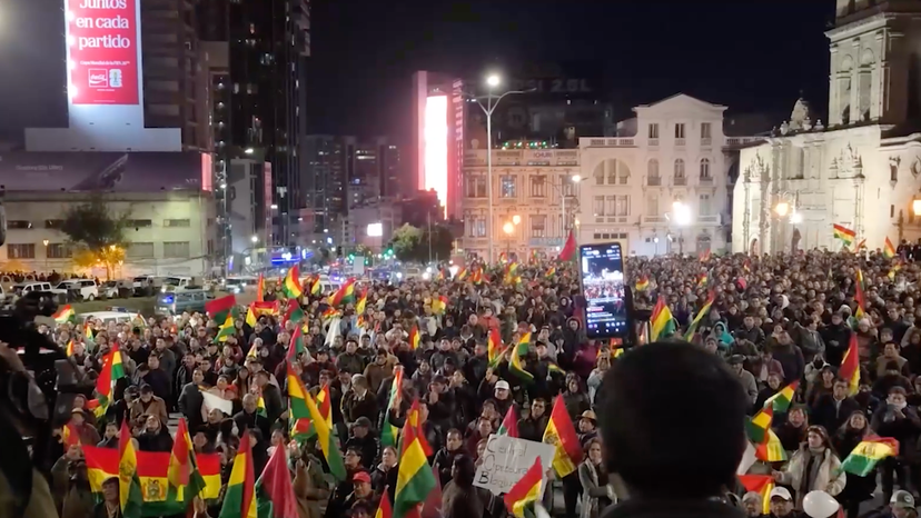 Bolivians in La Paz demand action as road blockades enter 40th day