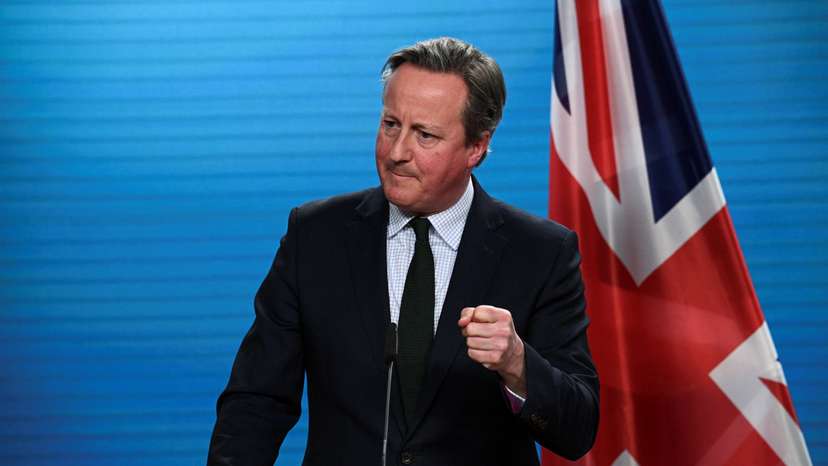 German Foreign Minister Baerbock and British Foreign Secretary Cameron hold a press conference in Berlin