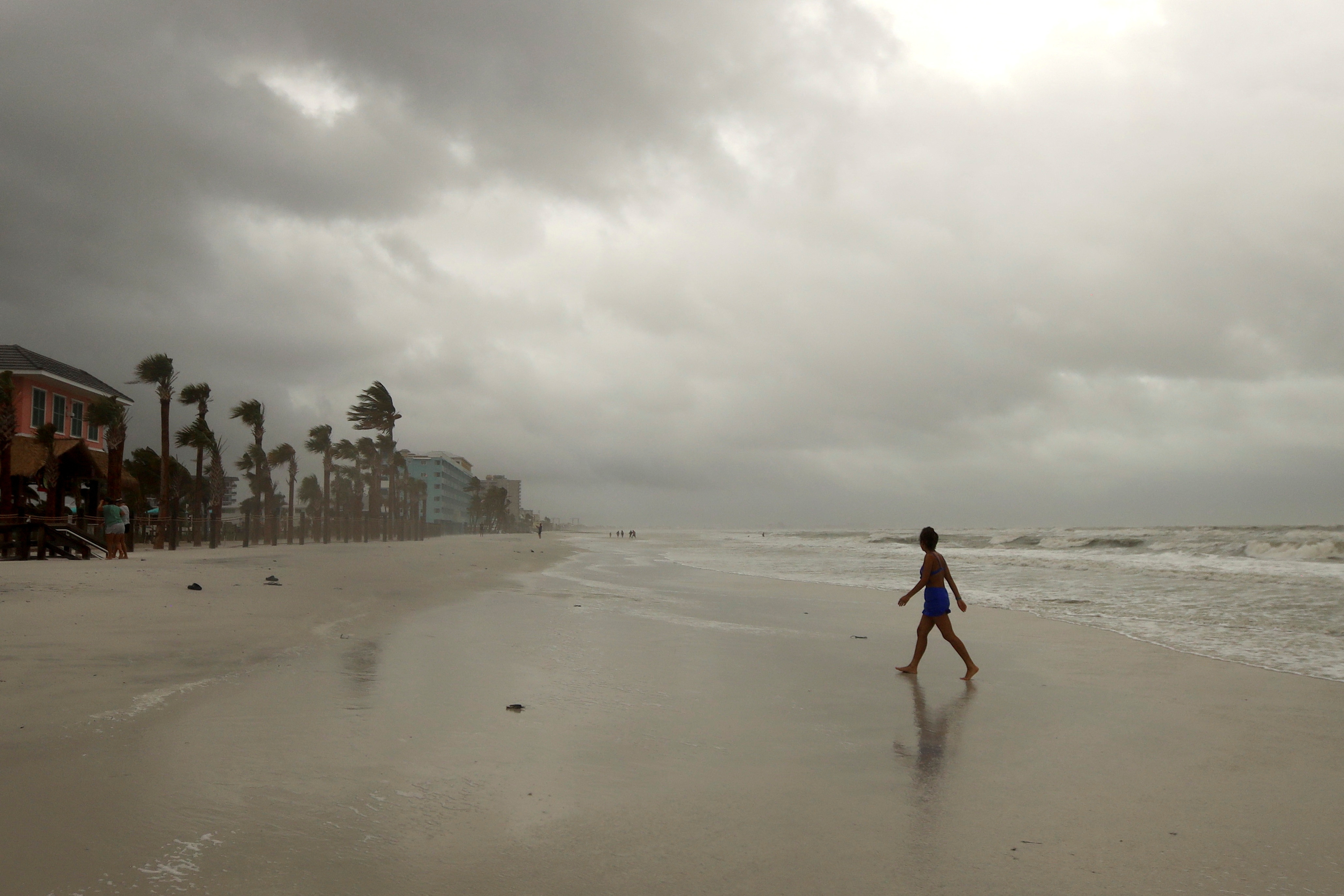 Tropical Storm Debby passes through Ft. Myers Beach