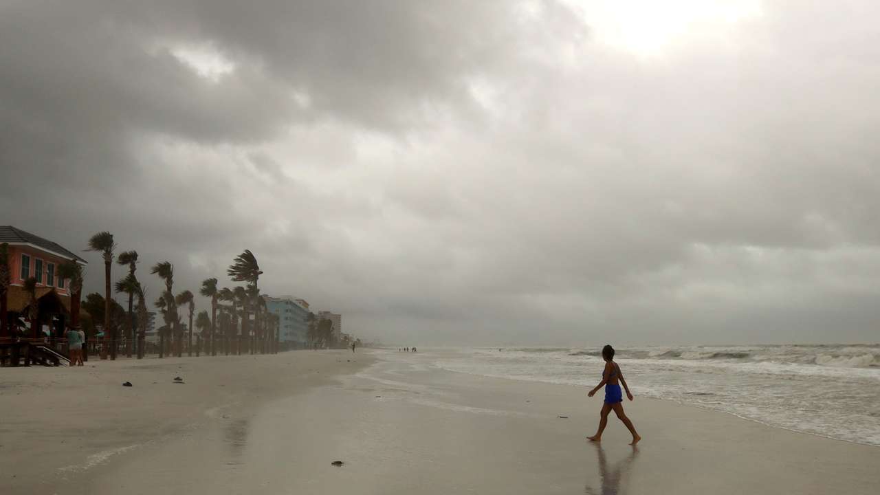 Tropical Storm Debby passes through Ft. Myers Beach