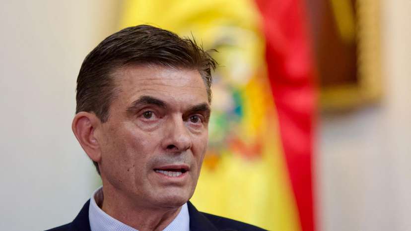 Bolivia’s President-elect Rodrigo Paz receives credentials following national election