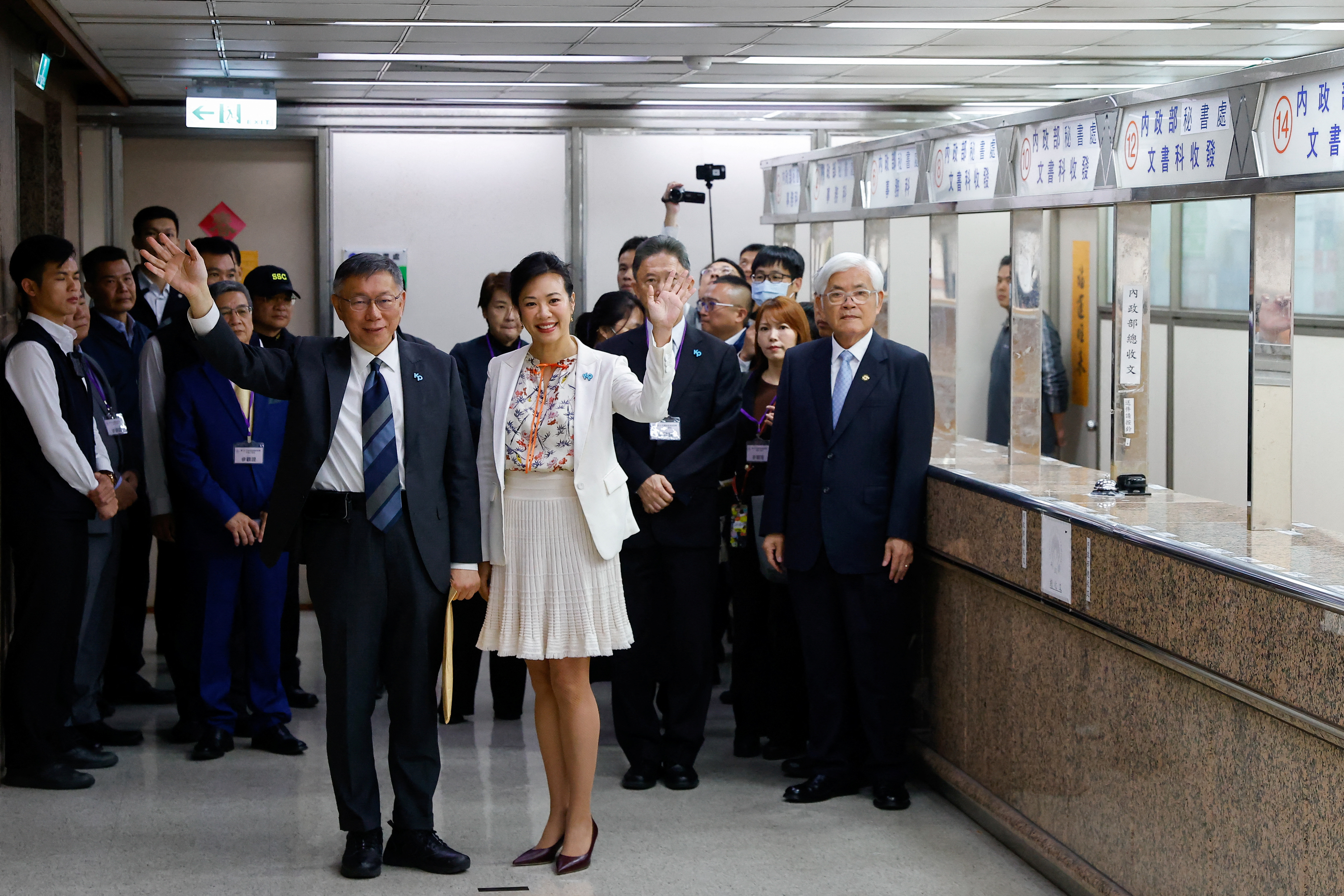Ko Wen-je, Taiwan People's Party (TPP) chairman and presidential candidate with Cynthia Wu
