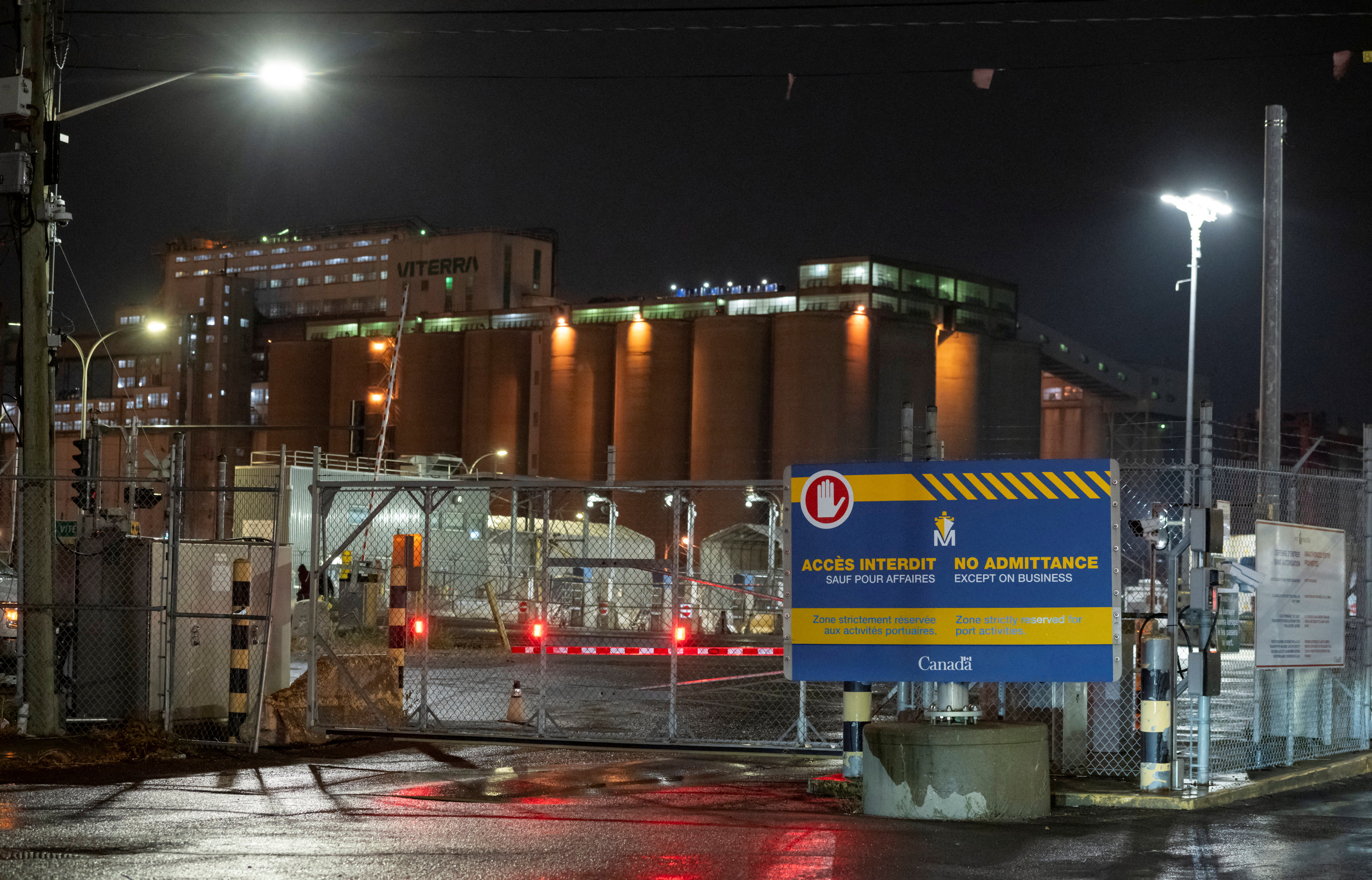 Montreal port employers shutdown operations over labour dispute