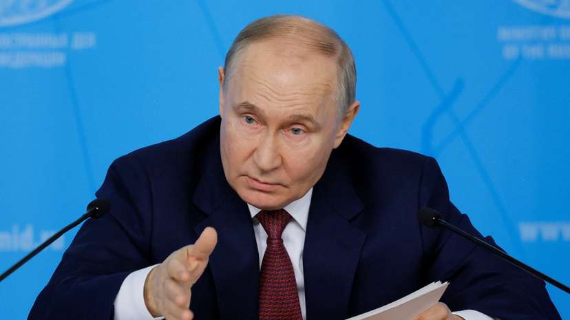Russia's President Putin meets foreign ministry's leadership