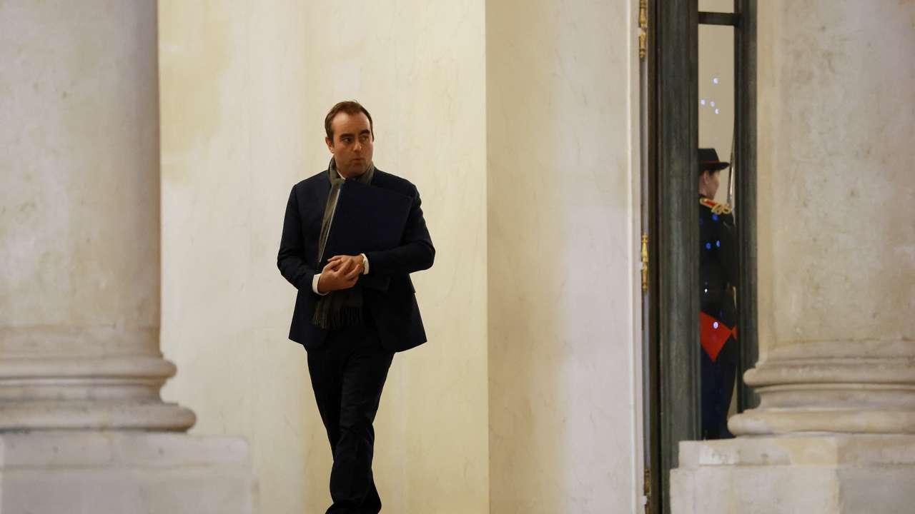 French cabinet meeting with President Macron over spending law, in Paris