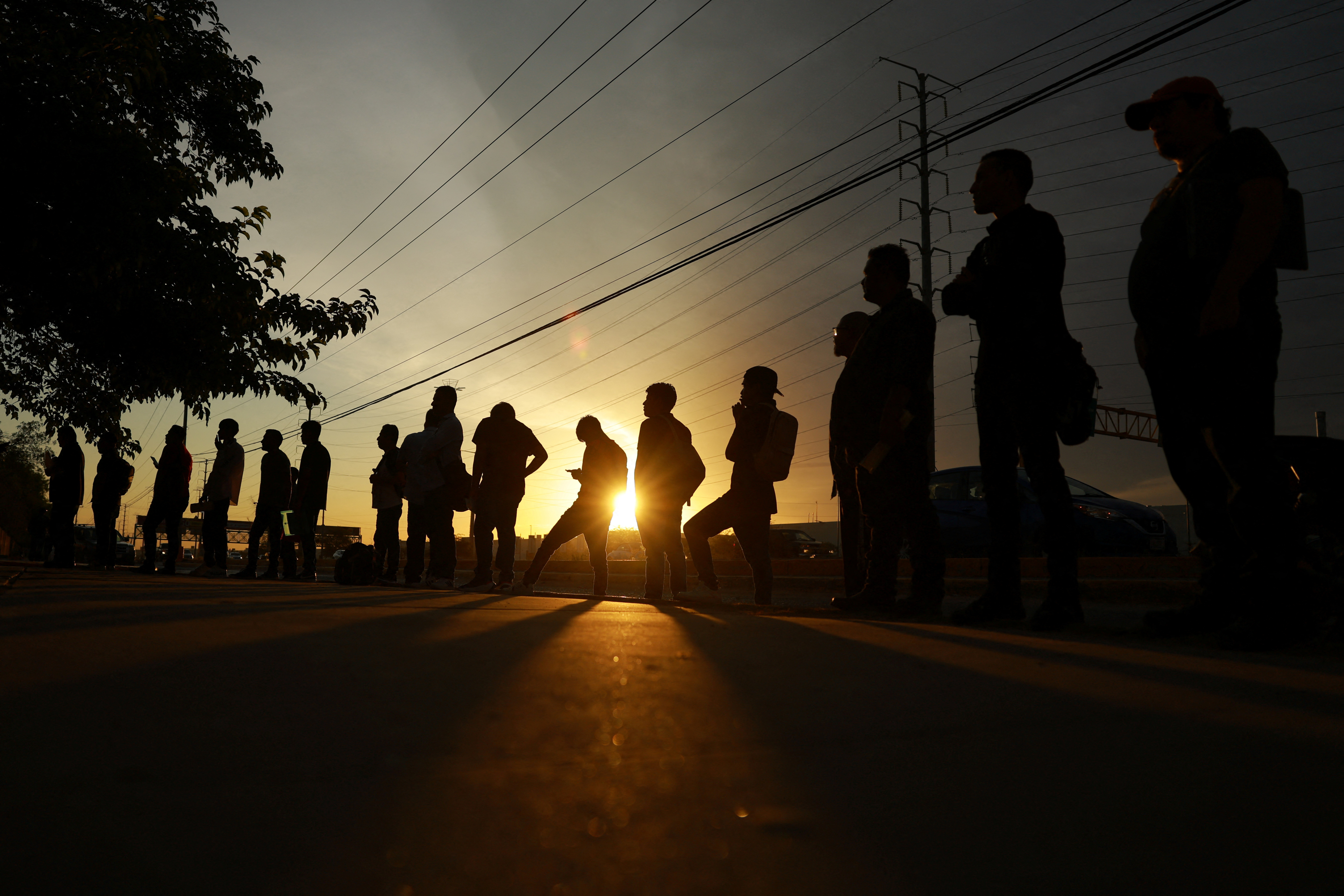 Thousands of jobs lost in Mexican border town amid Trump tariffs, rising labor costs, and policy shifts