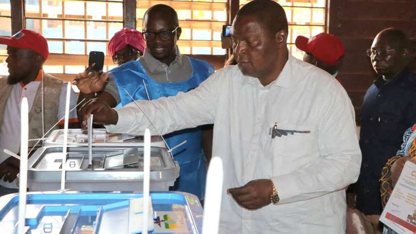 Central African Republic holds first round of presidential election, in Bangui