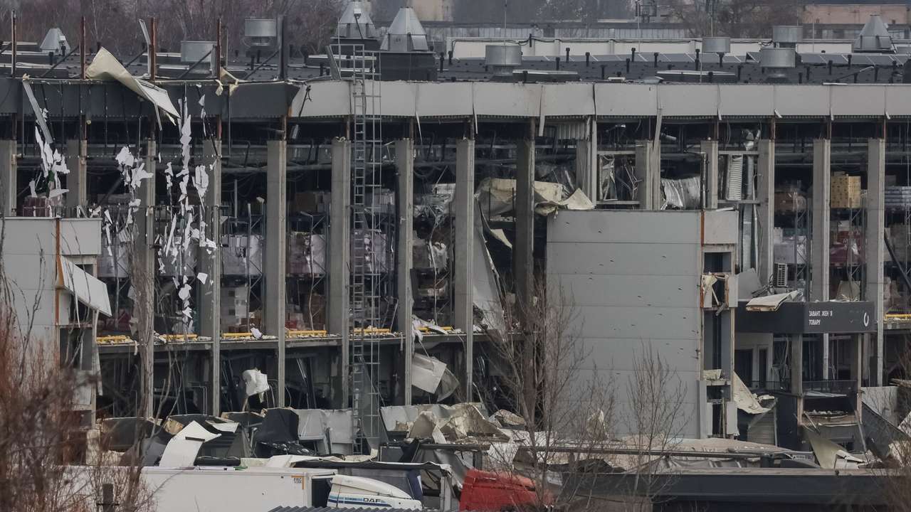Russian missile and drone strike in Kyiv