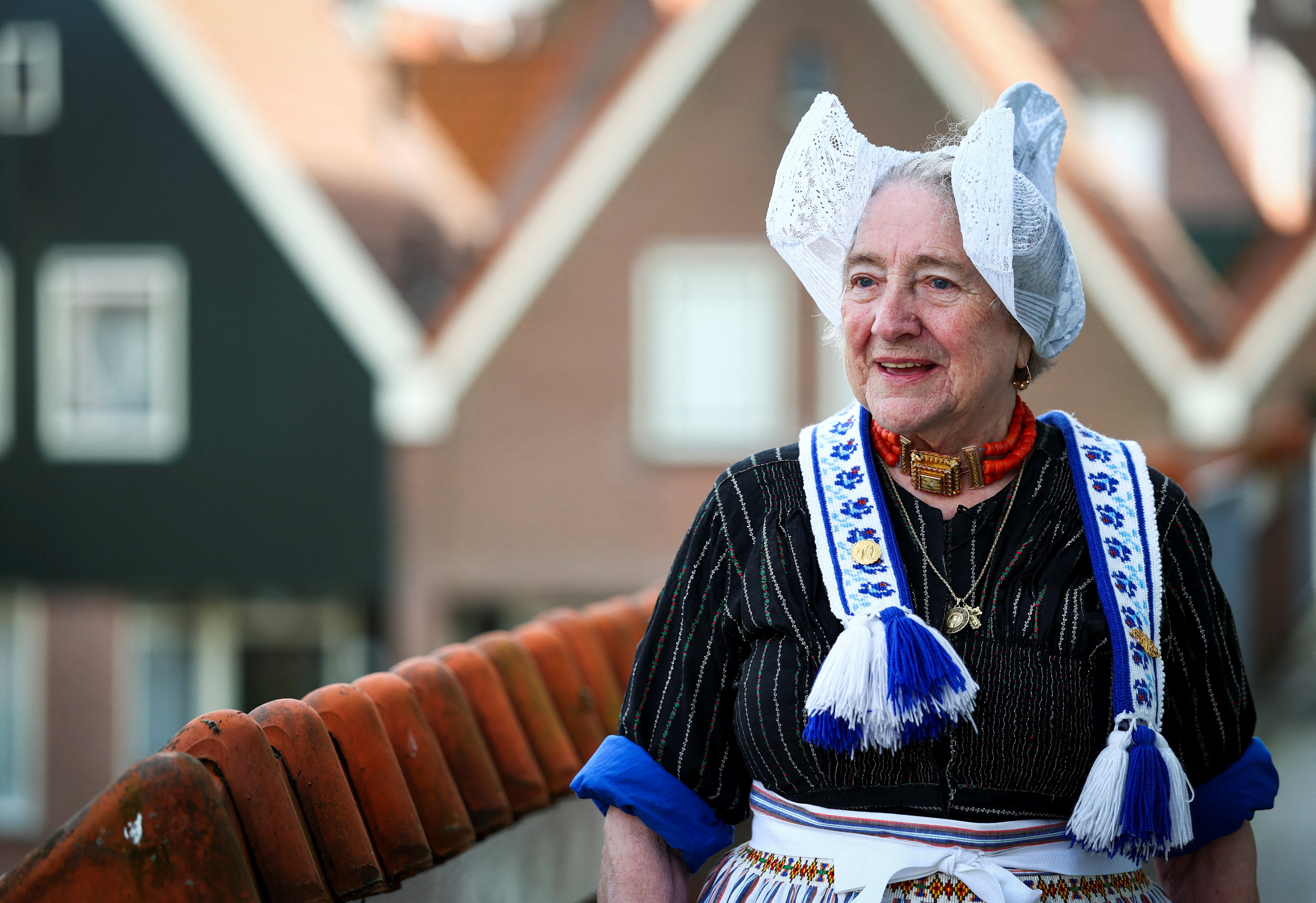 Last person in Volendam to wear traditional clothes in daily life in public