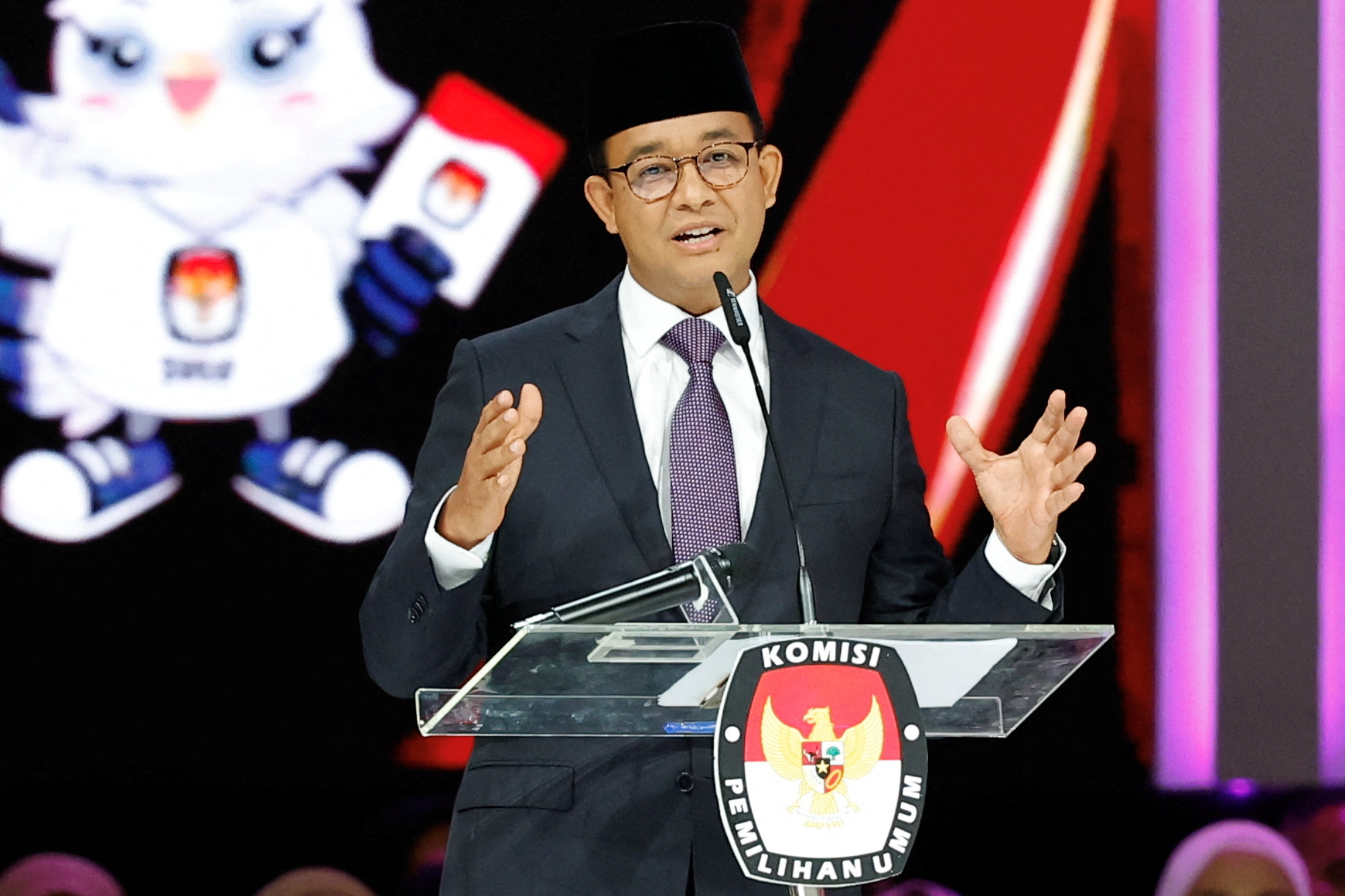 Presidential candidates debate in Jakarta