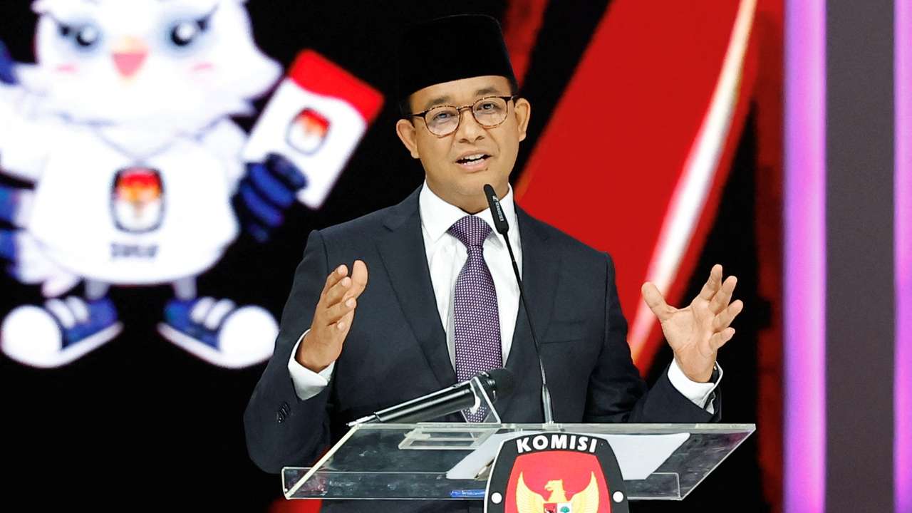 Presidential candidates debate in Jakarta