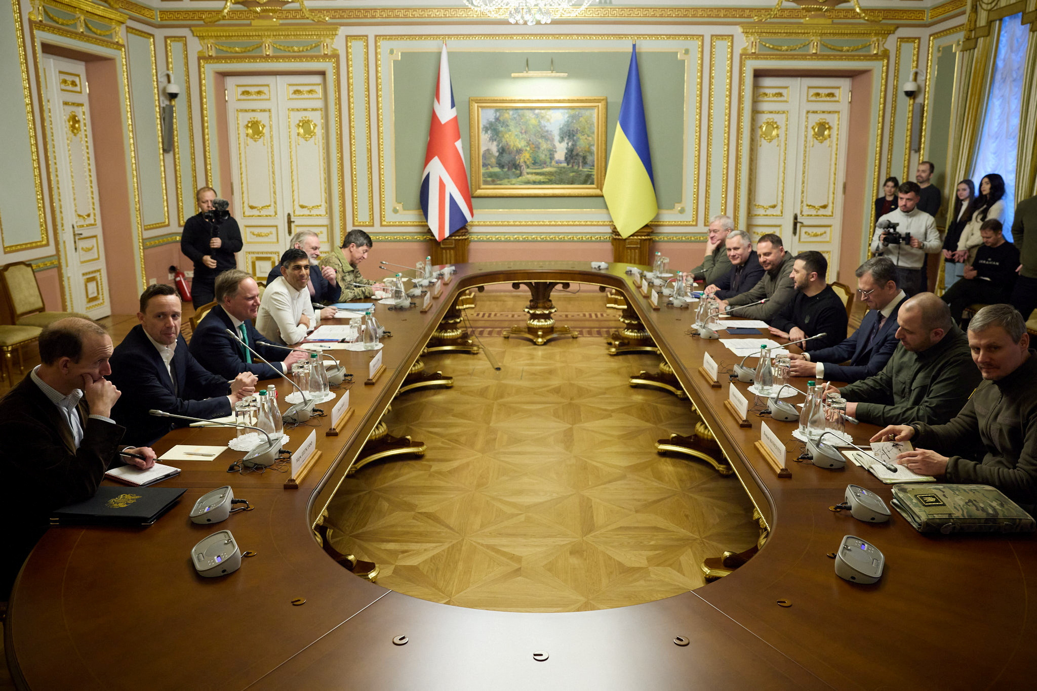 Ukraine's President Zelenskiy meets with British PM Sunak in Kyiv