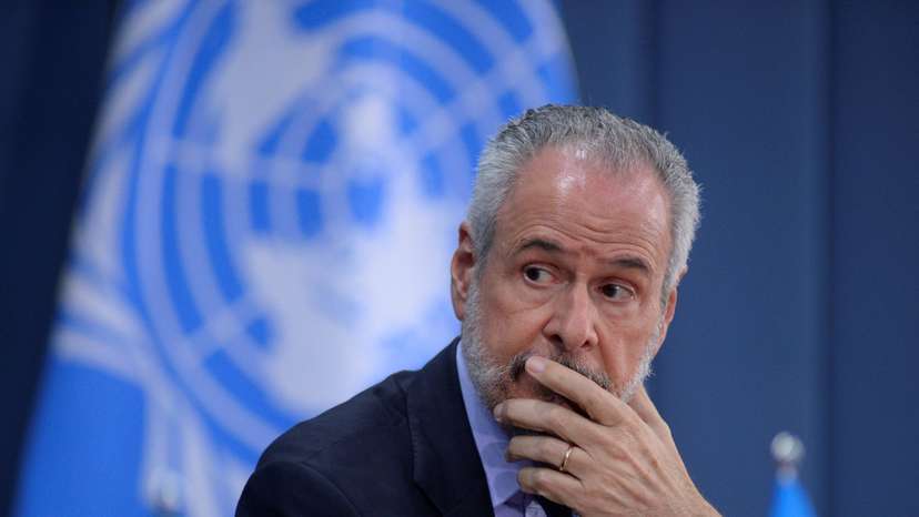 COP30 President Ambassador Andre Correa do Lago listens to Simon Stiell