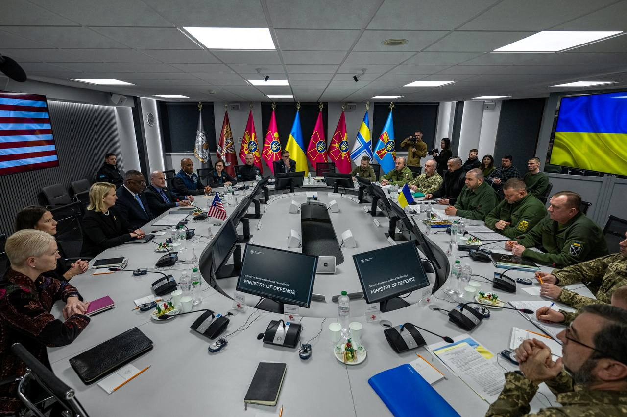 U.S. Secretary of Defense Austin visits Kyiv