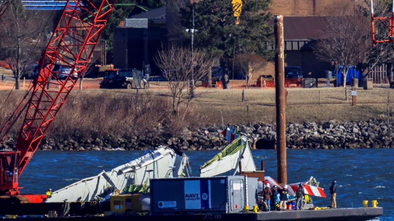 Aftermath of American Eagle flight 5342 crash in the Potomac River near Ronald Reagan Washington National Airport