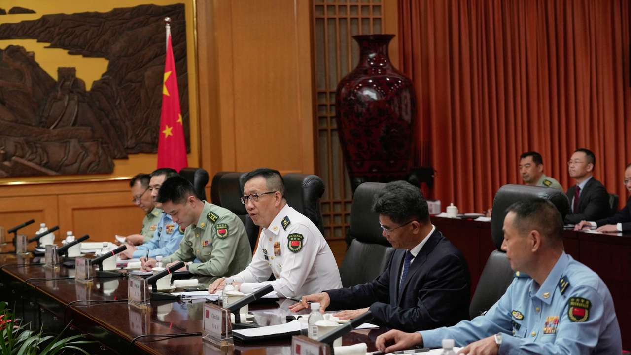 U.S. lawmakers meet with Chinese ministry of defense officials in Beijing