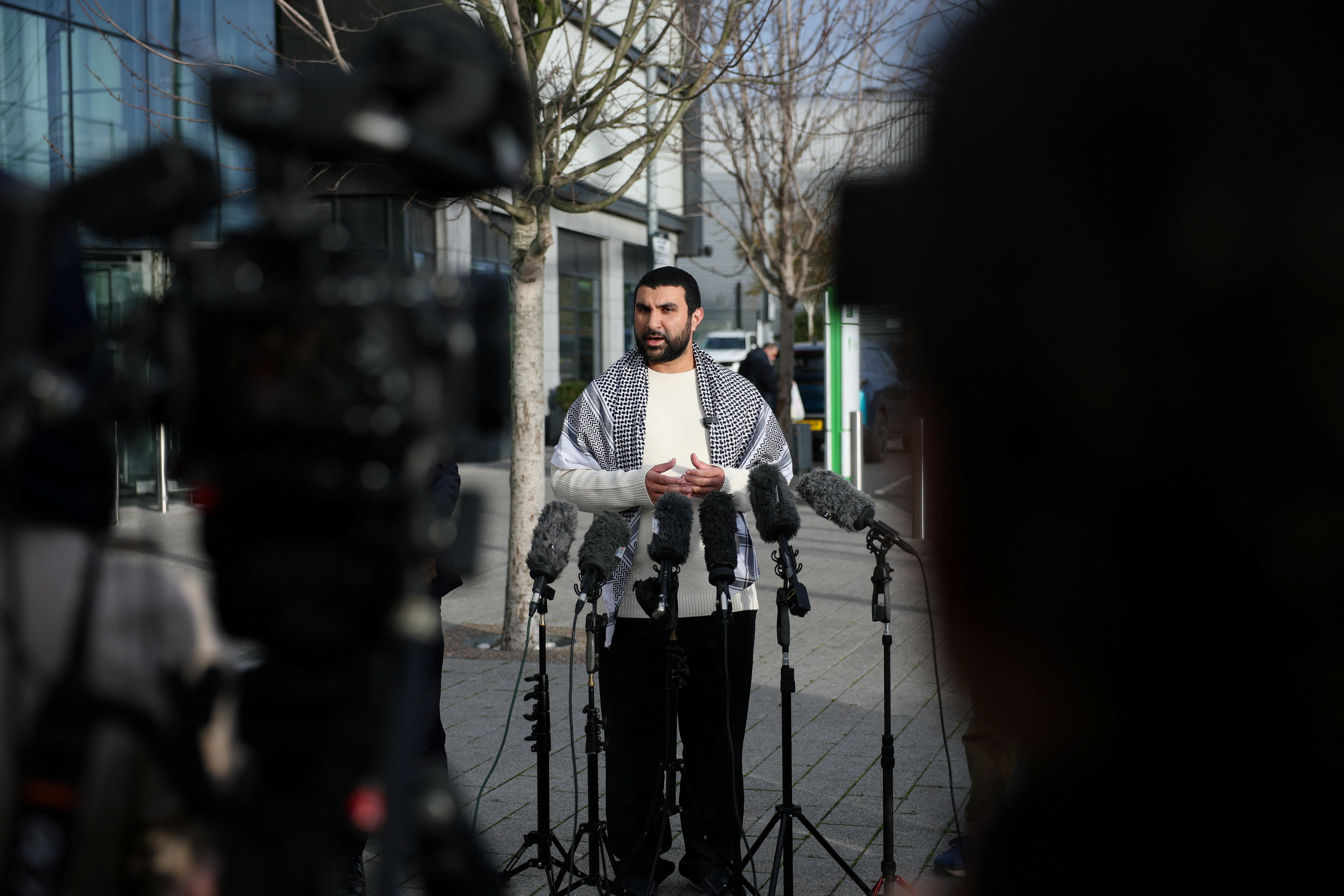 Pro-Palestinian commentator Sami Hamdi arrives in London after U.S. detention