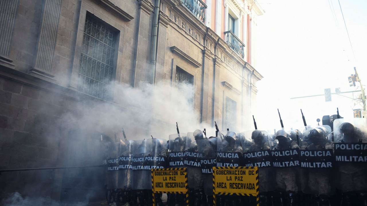 Bolivia's armed forces mobilize as President Arce "denounced the irregular mobilization", in La Paz