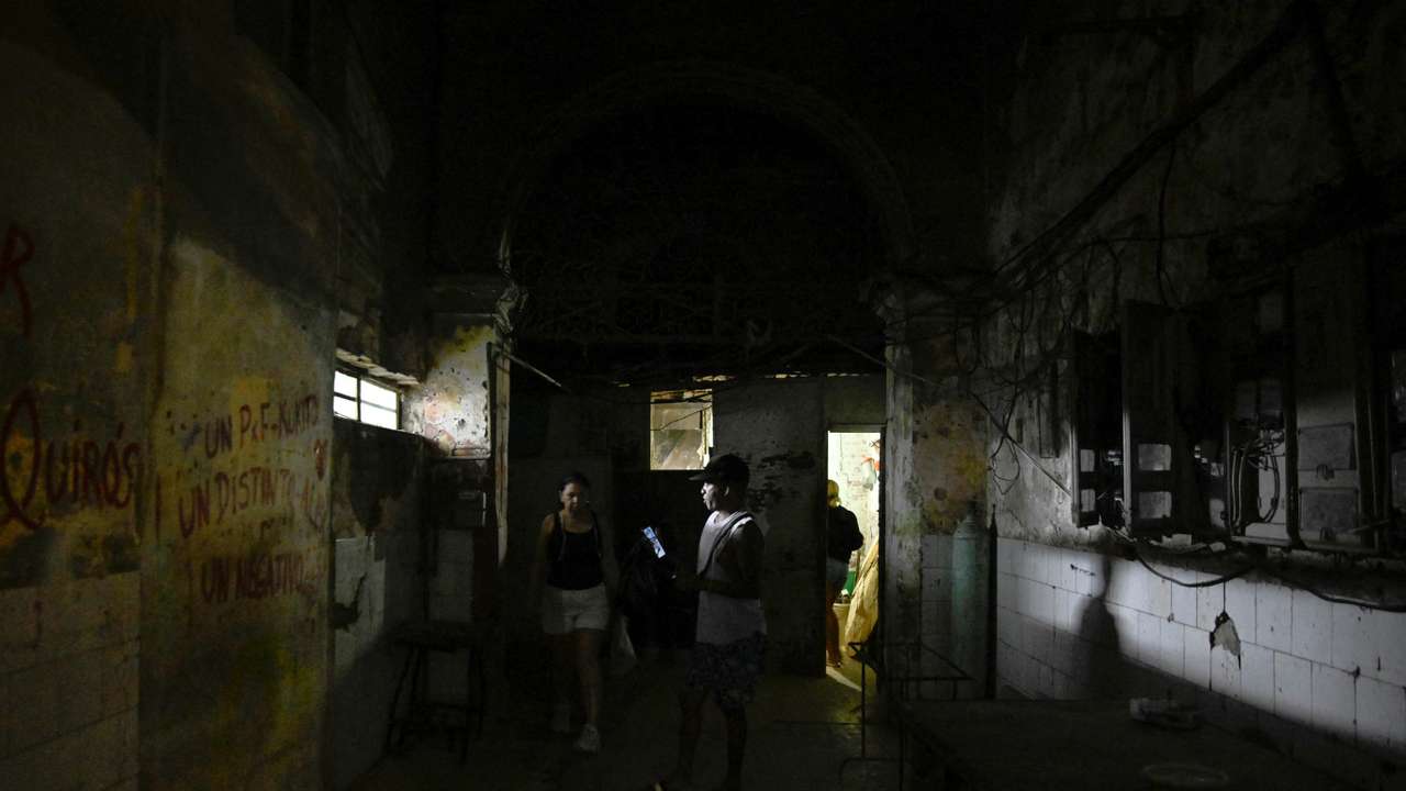 Cuba reconnects grid, begins restoring power to Havana after partial collapse
