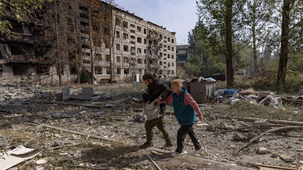 Evacuation of residents from the frontline town of Kostiantynivka