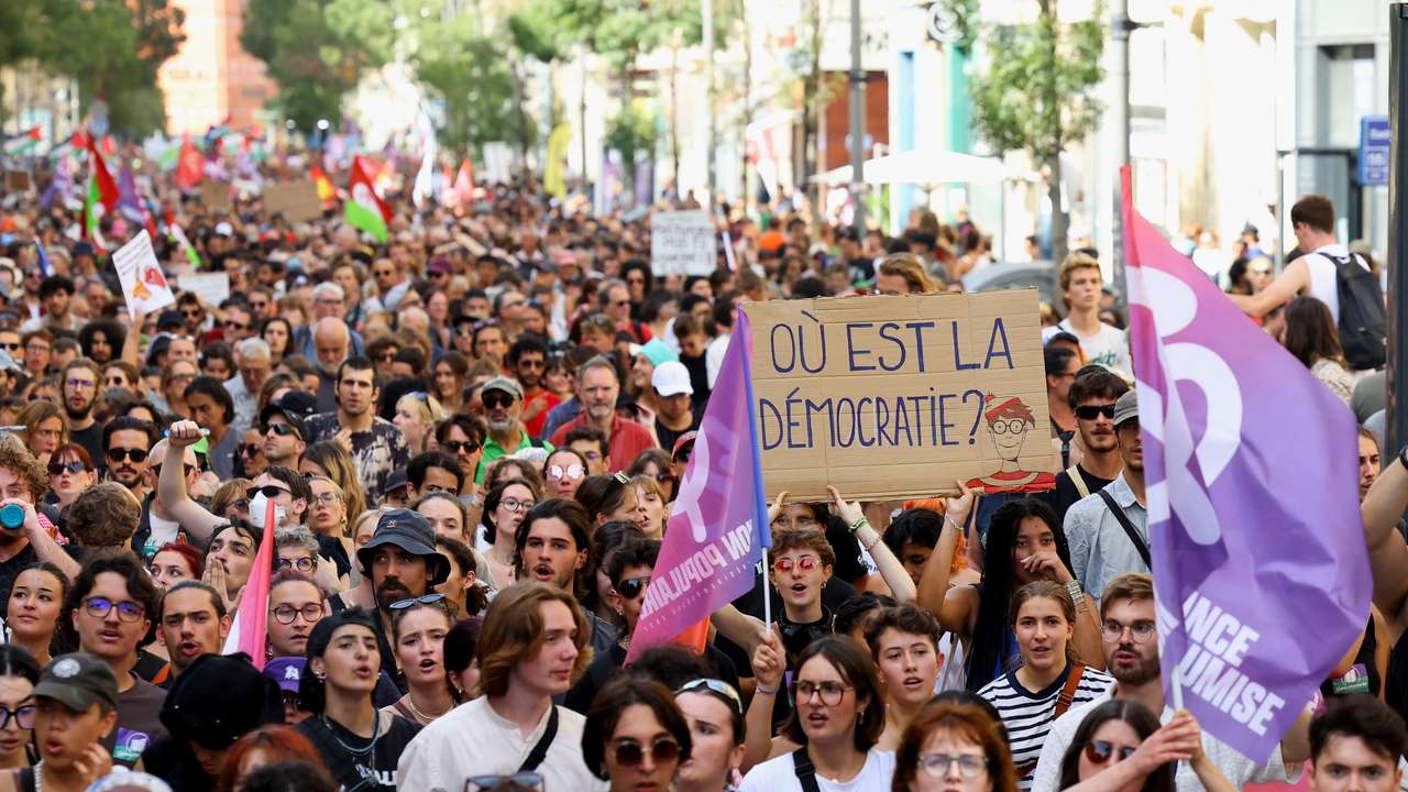 Demonstrators protest Macron's refusal to name leftist PM, in Paris