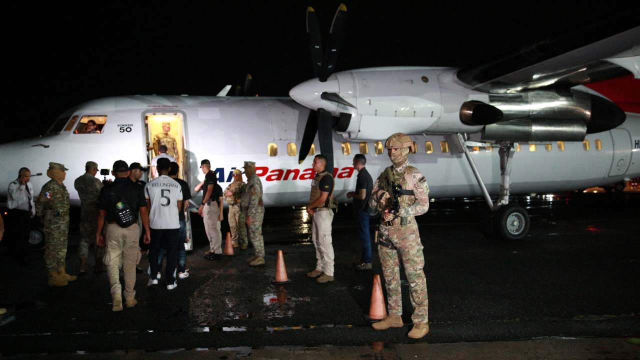 Panama deports Ecuadorean migrants in second U.S.-backed flight