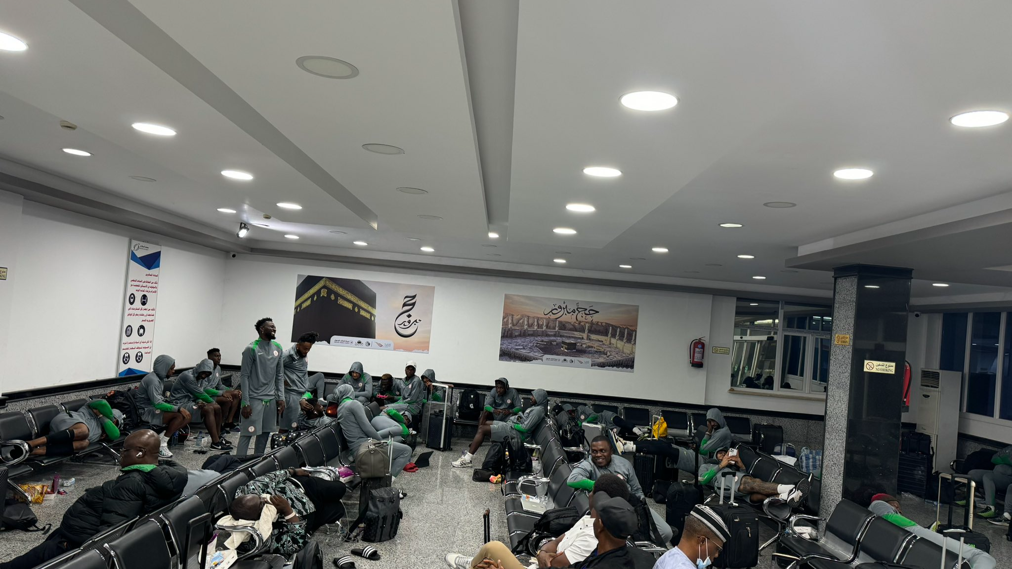 Nigeria Football Team - Stranded at Libyan Airport