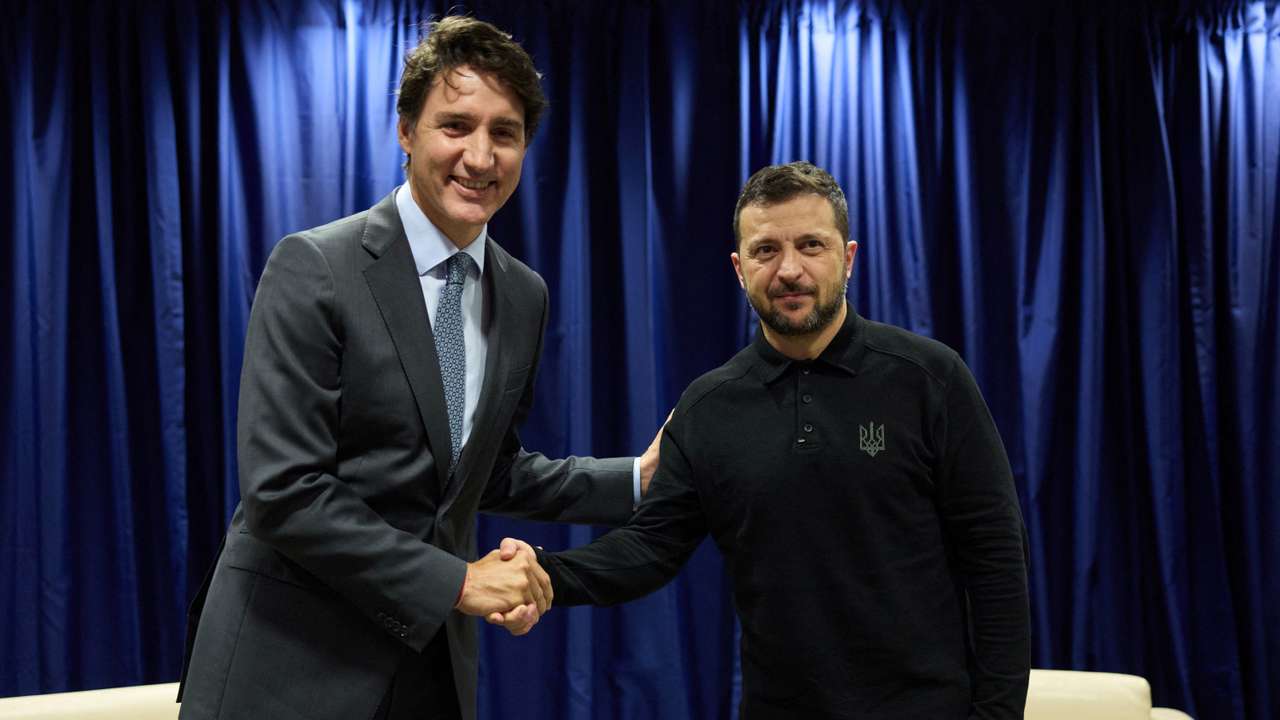 Ukraine's President Zelenskiy and PM of Canada Trudeau attend a meeting in New York