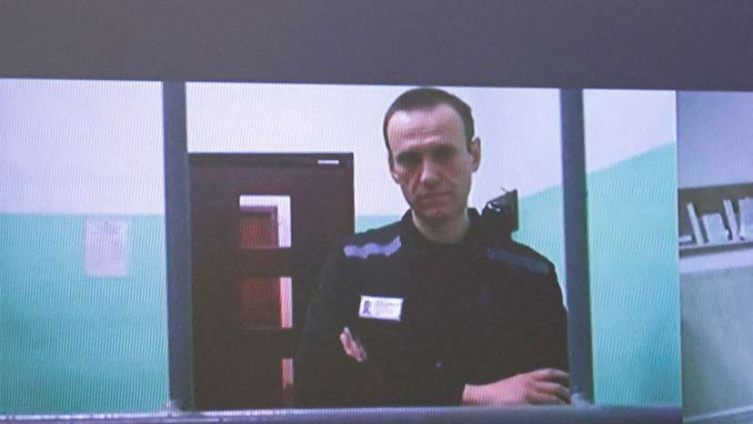 FILE PHOTO: Russia's Navalny appeals extra 19 years jail term for extremism