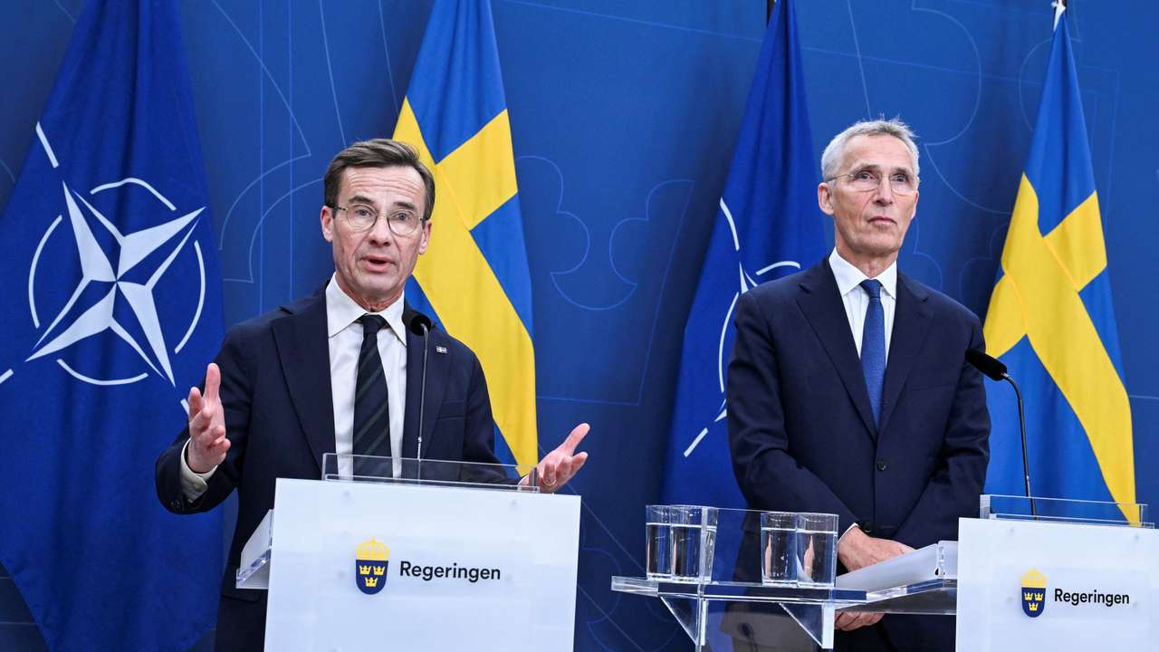 Swedish Prime Minister Kristersson and NATO Secretary General Stoltenberg hold a press conference in Stockholm