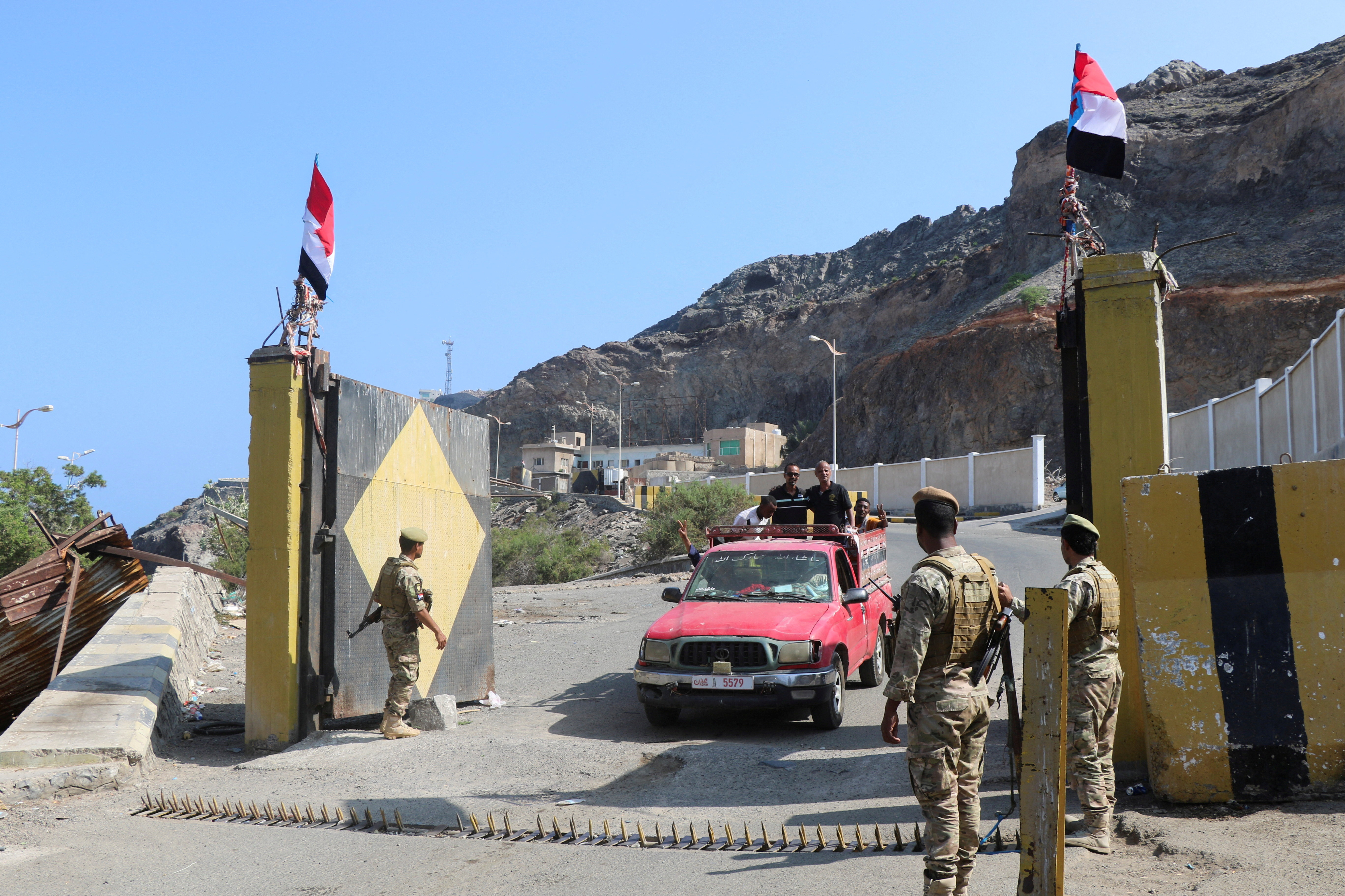 FILE PHOTO: Separatists claim broad control of southern Yemen