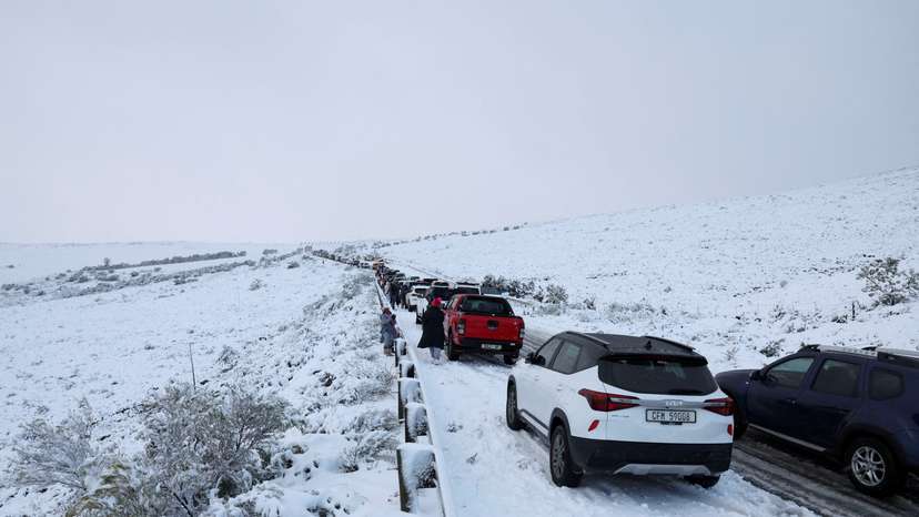 FILE PHOTO: Snowfall during a cold front near Ceres in 2024