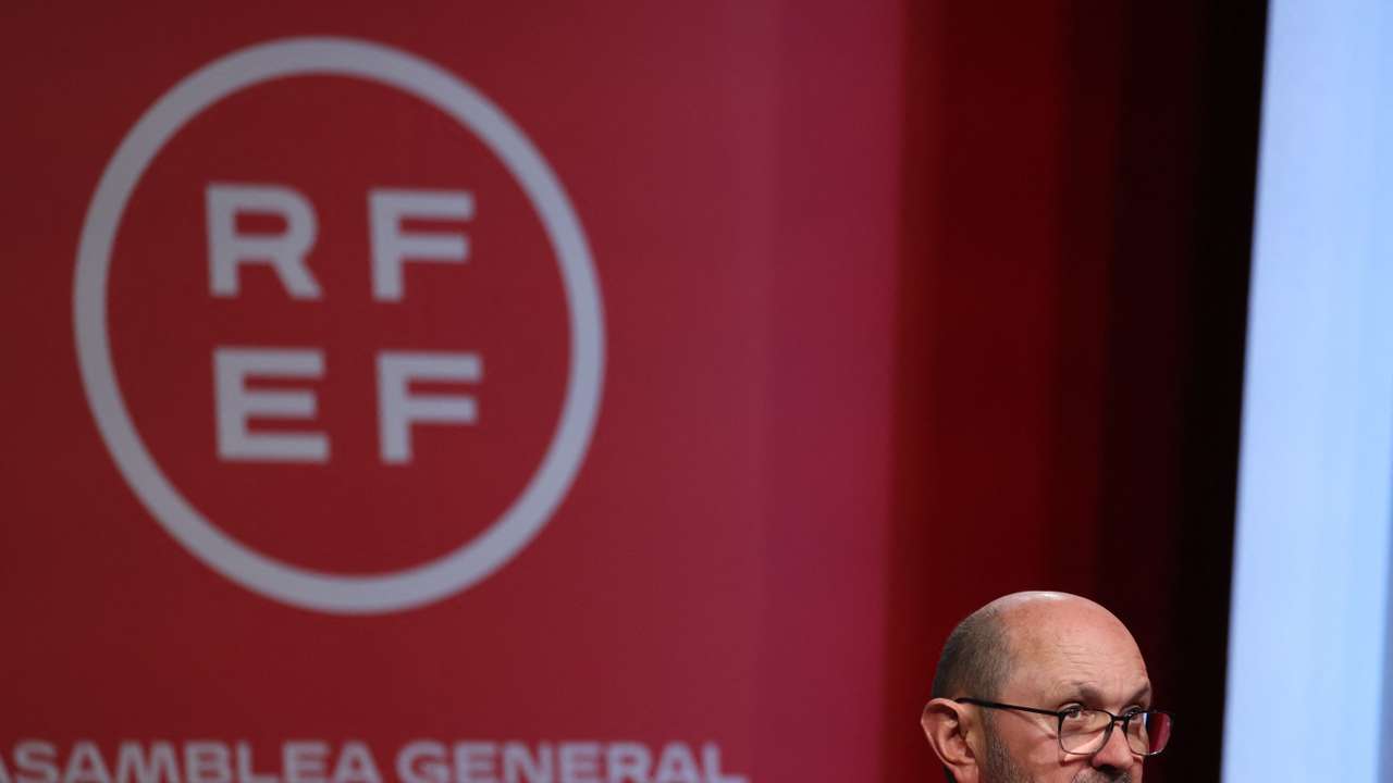 Spain's Football Federation elects a new president