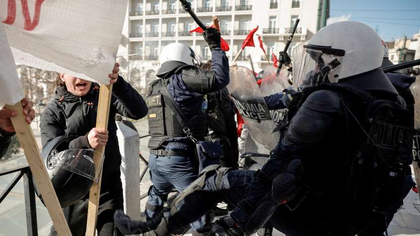 Students protest as bill for foreign private universities to be passed in parliament