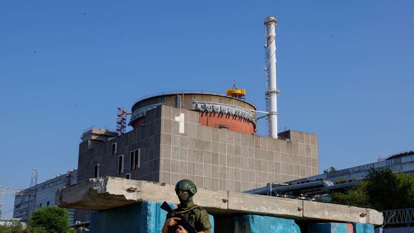 FILE PHOTO: IAEA expert mission visits Zaporizhzhia Nuclear Power Plant