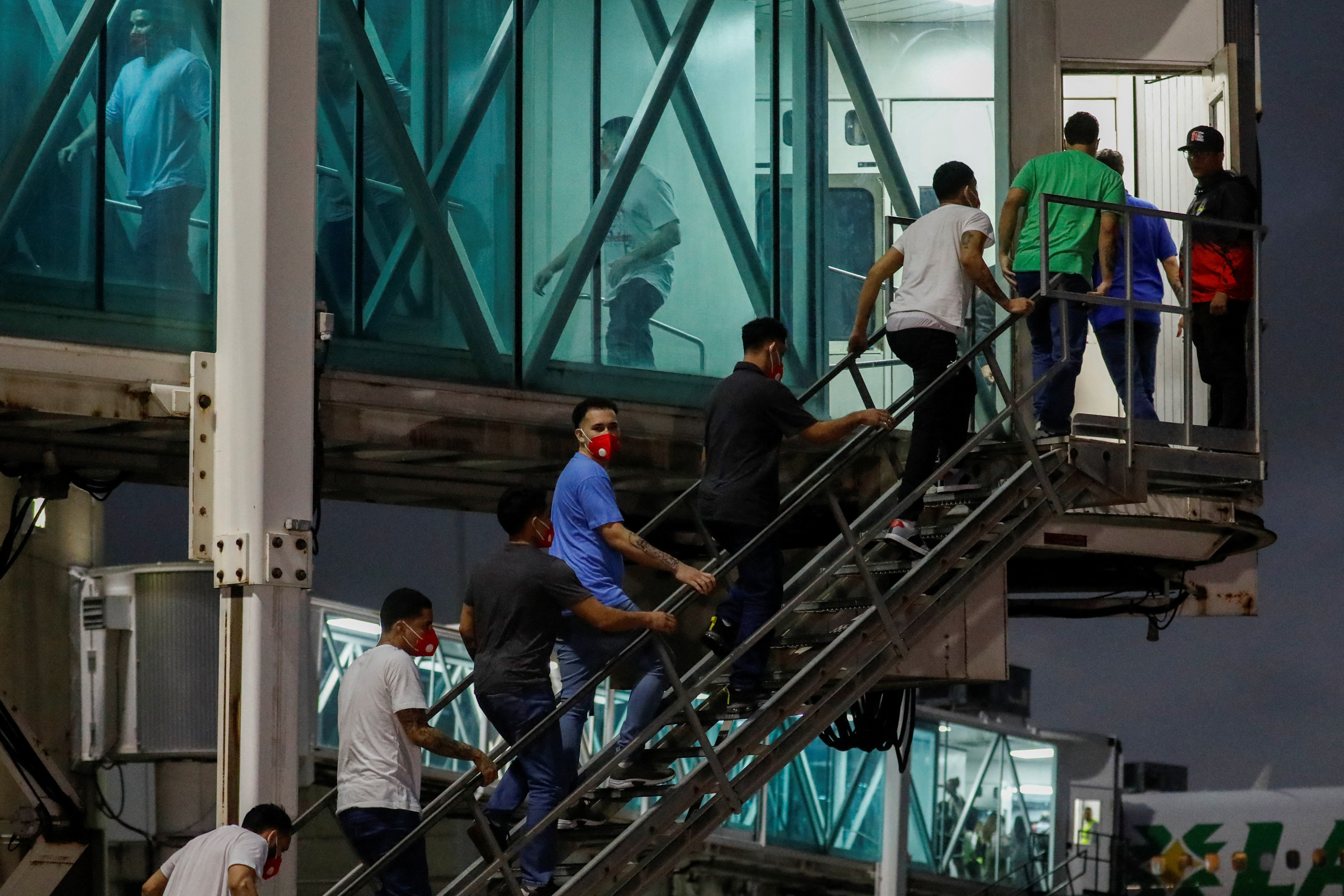 Venezuelan migrants who had been detained in El Salvador arrive to Venezuela