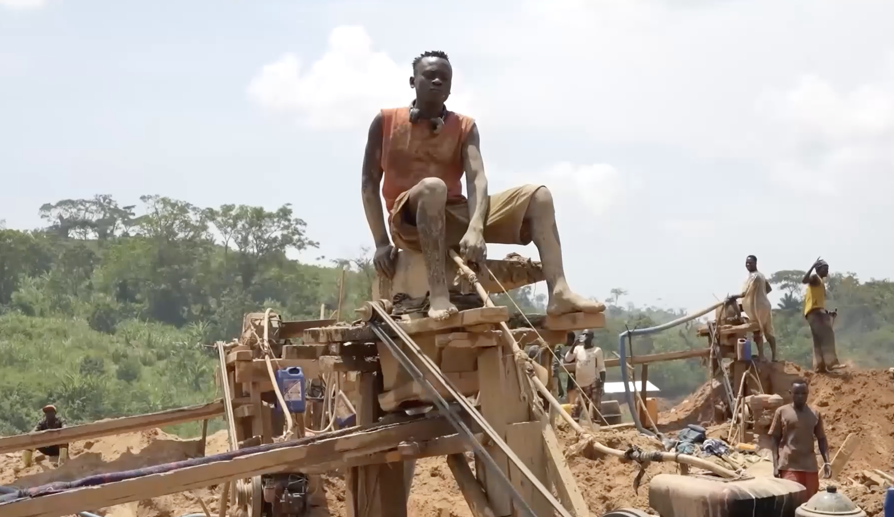 Gold rush spreads EBOLA