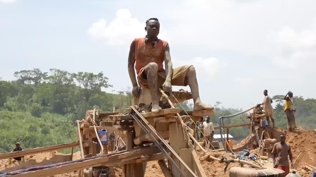 Gold rush spreads EBOLA