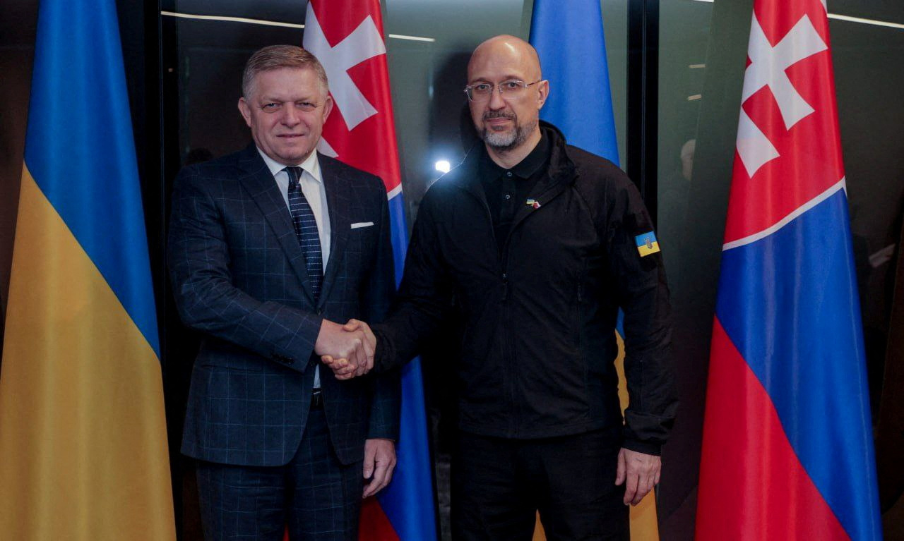 Ukraine's PM Shmyhal and Slovakia's PM Fico attend a meeting in Uzhhorod