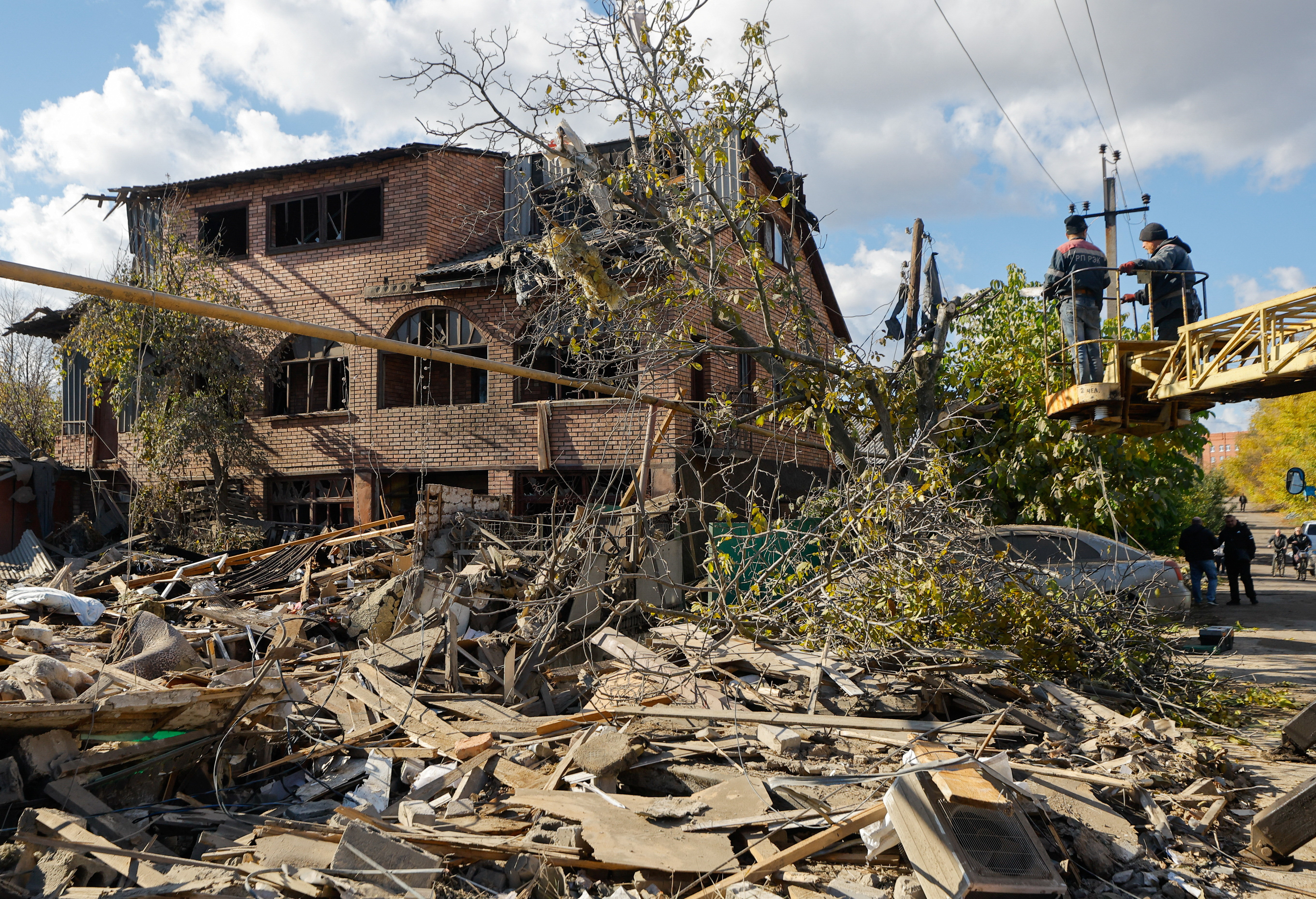 Aftermath of overnight missile strike in Donetsk region
