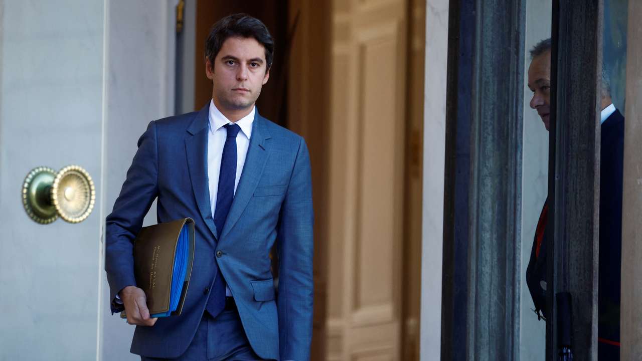 Weekly cabinet meetting at the Elysee Palace in Paris