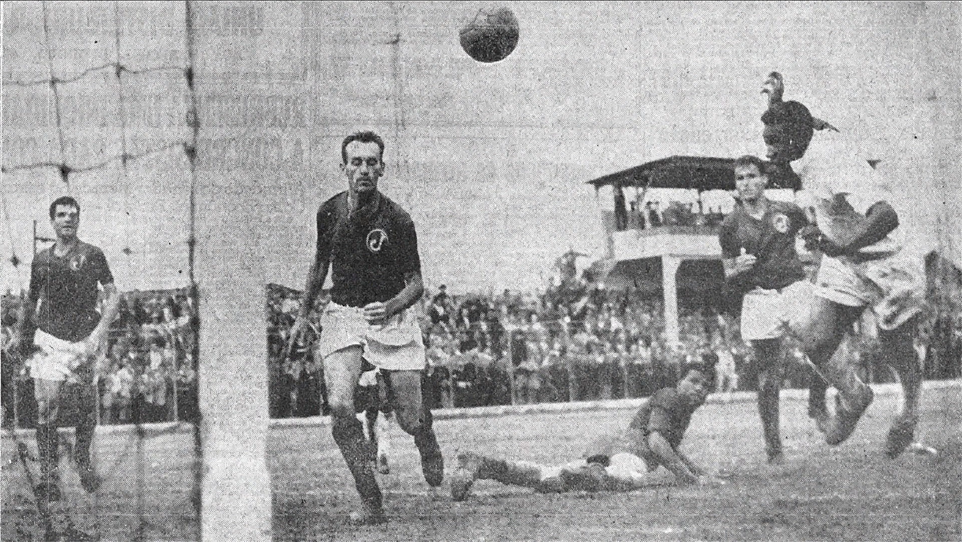 gol-pelé-Raphael-Herrera