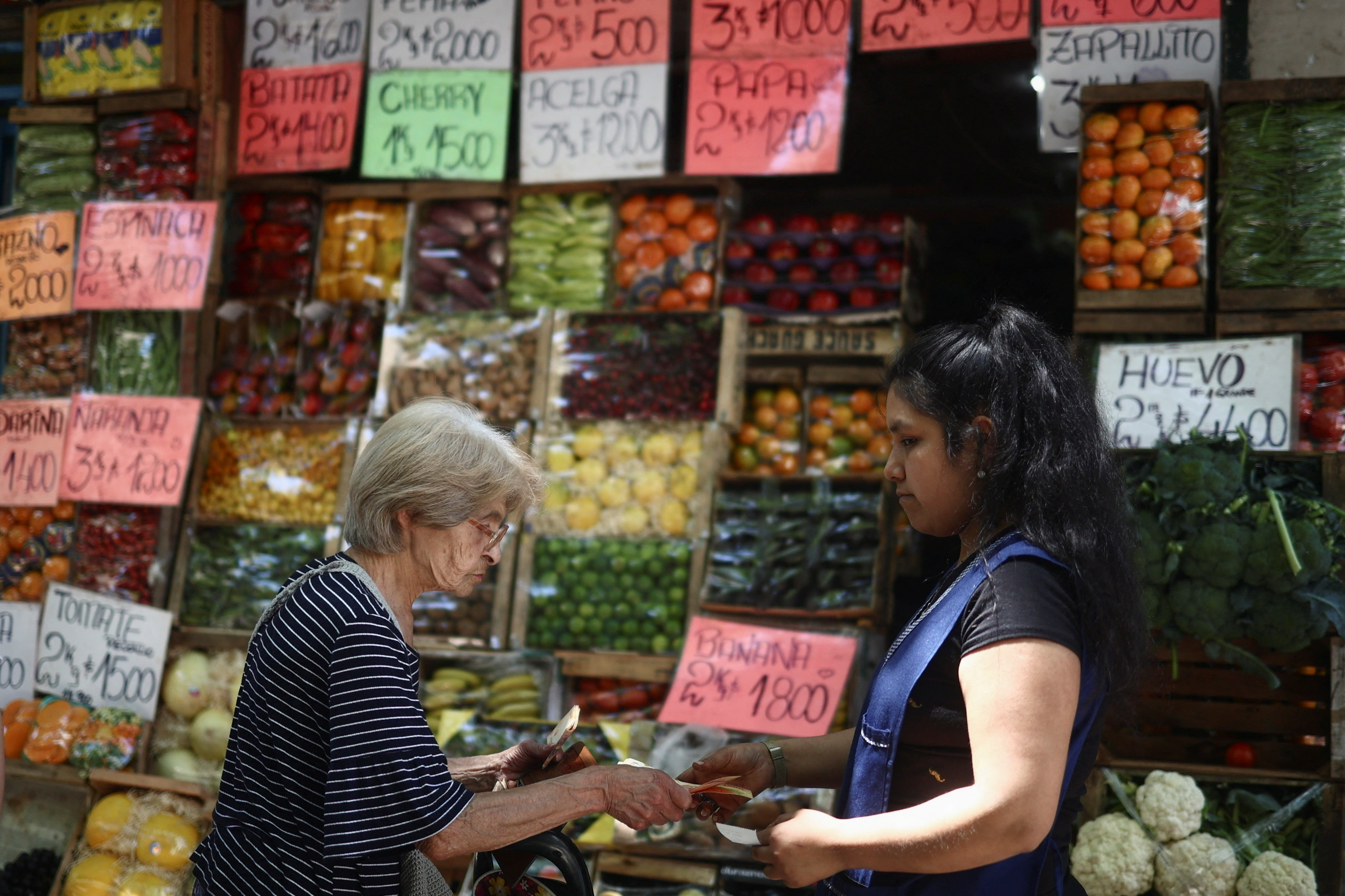 FILE PHOTO: Argentina's surging prices adds urgency to new president's plan
