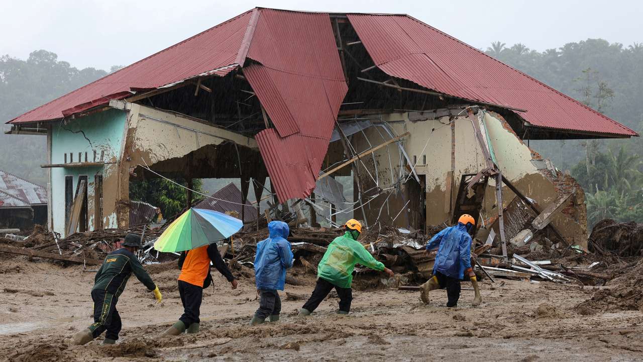 Rescue operations continue at an area hit by flash floods in Palembayan, Agam, West Sumatra