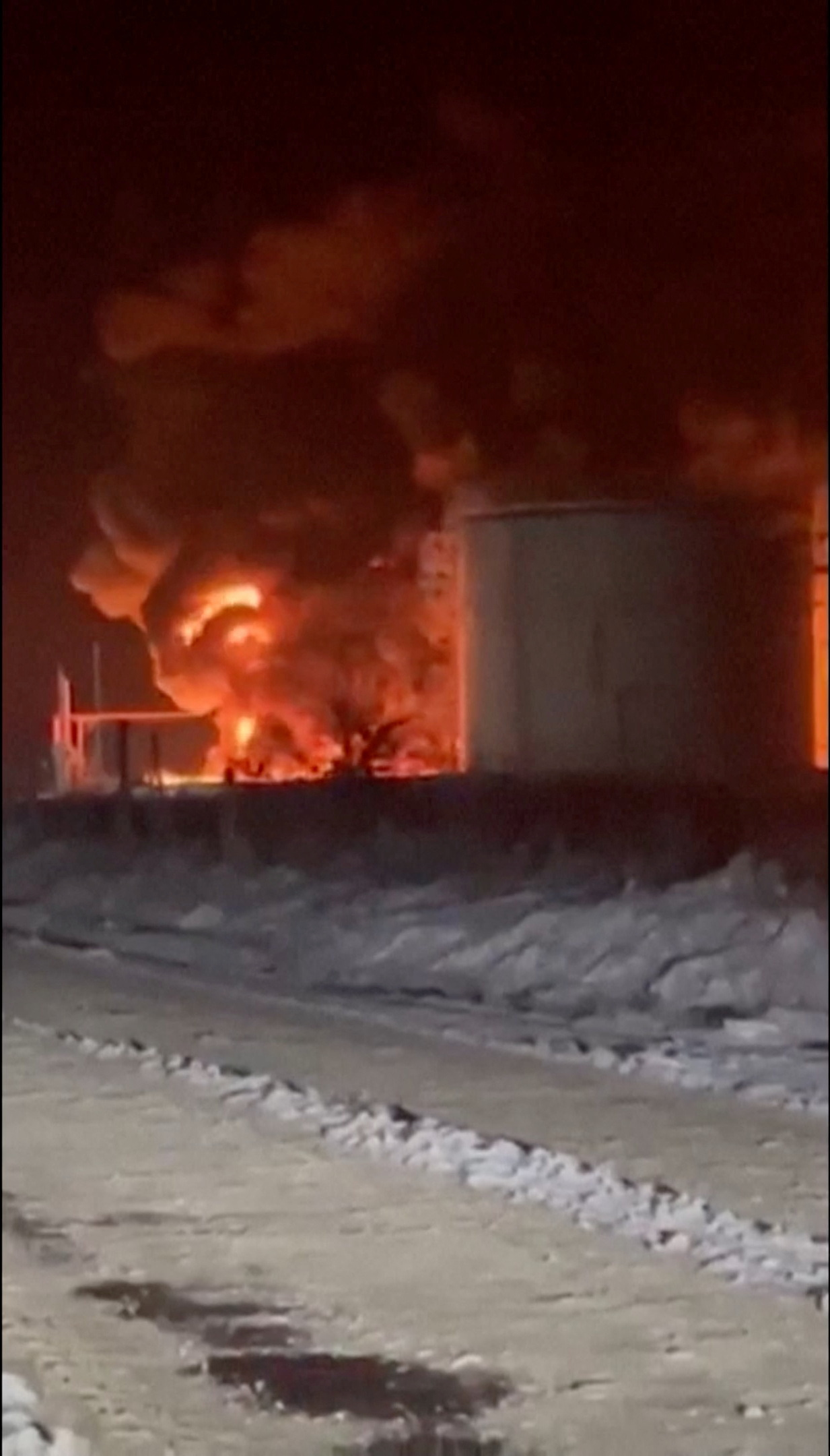 Drone attack sparks blaze at oil depot in Novominskaya