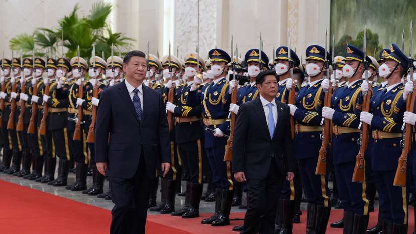 Chinese President Xi Jinping and Philippine President Ferdinand Marcos Jr. in Beijing
