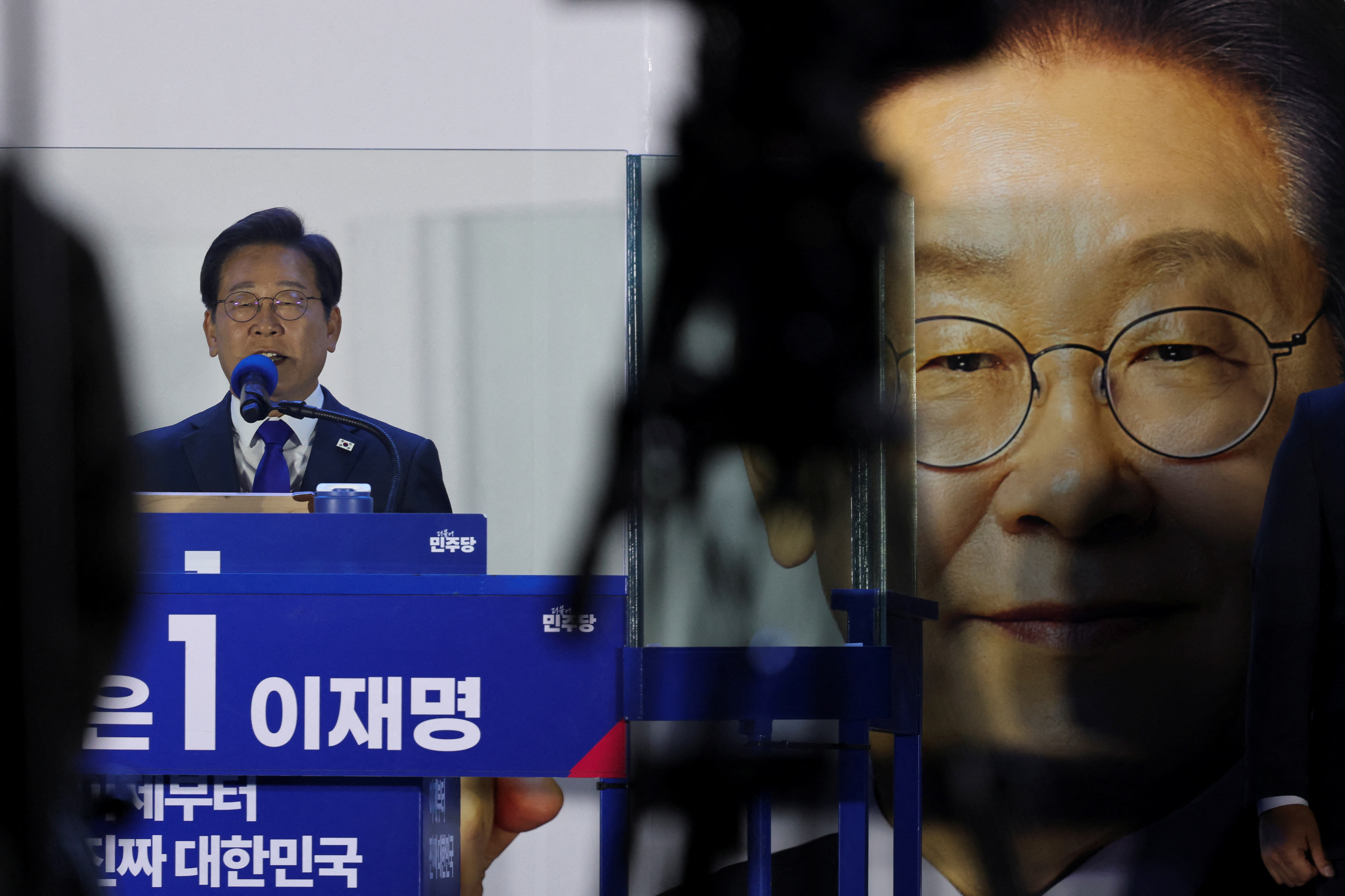South Korea holds a snap presidential election